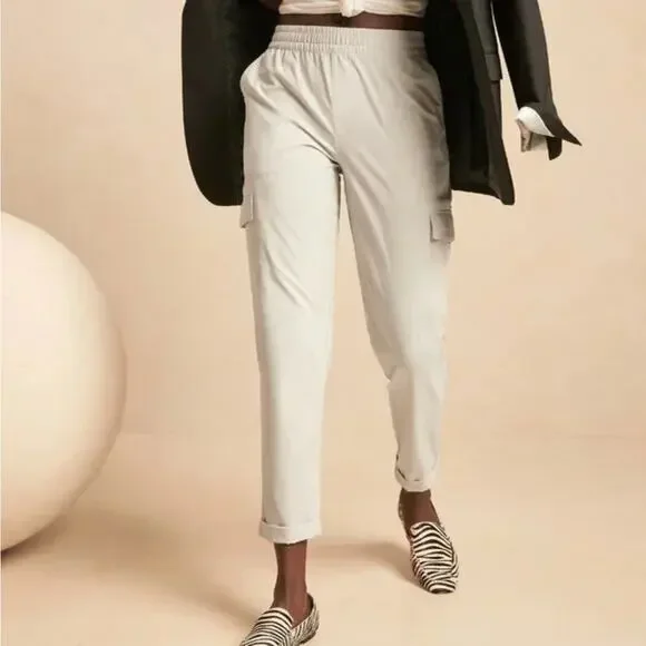 Banana Republic Standard Flyweight Cargo Jogger Pants XS in Salton Sea Cream - Picture 1 of 9